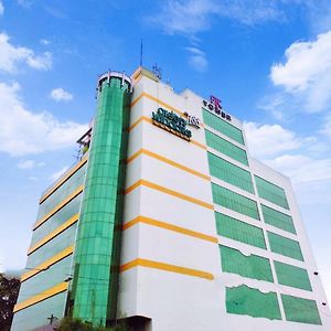 Greenwindows Hotel